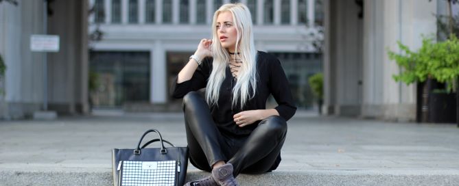 total black loook